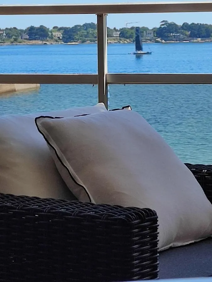 La Suite Appartement Pleine Vue Mer كونكارنو