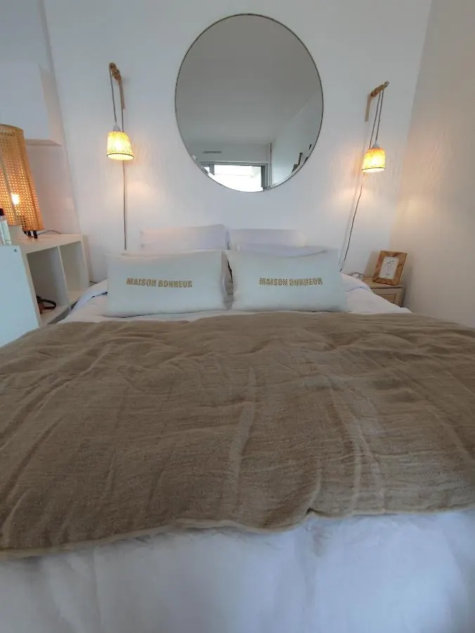 La Suite Appartement Pleine Vue Mer كونكارنو شقة